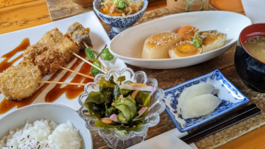 【兵庫県加古川市】「Wood Cafe 人と木」 － ログハウス調の落ち着いた空間でいただく絶品ランチ